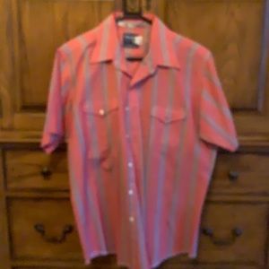 Men’s wrangler short sleeve shirt
